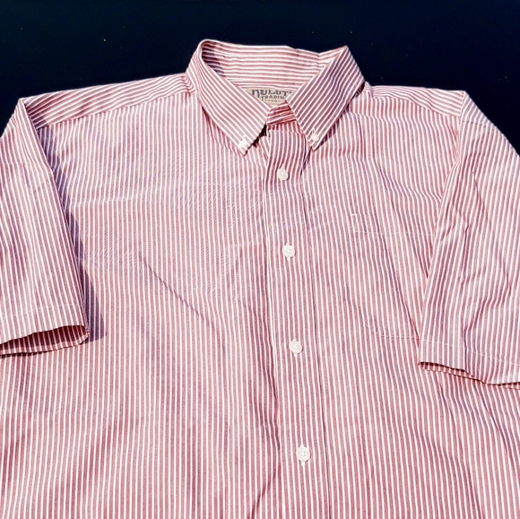 Duluth Trading Men's Casual Button Down Shirt - Size XL, Red / White Stripes - Picture 4 of 6